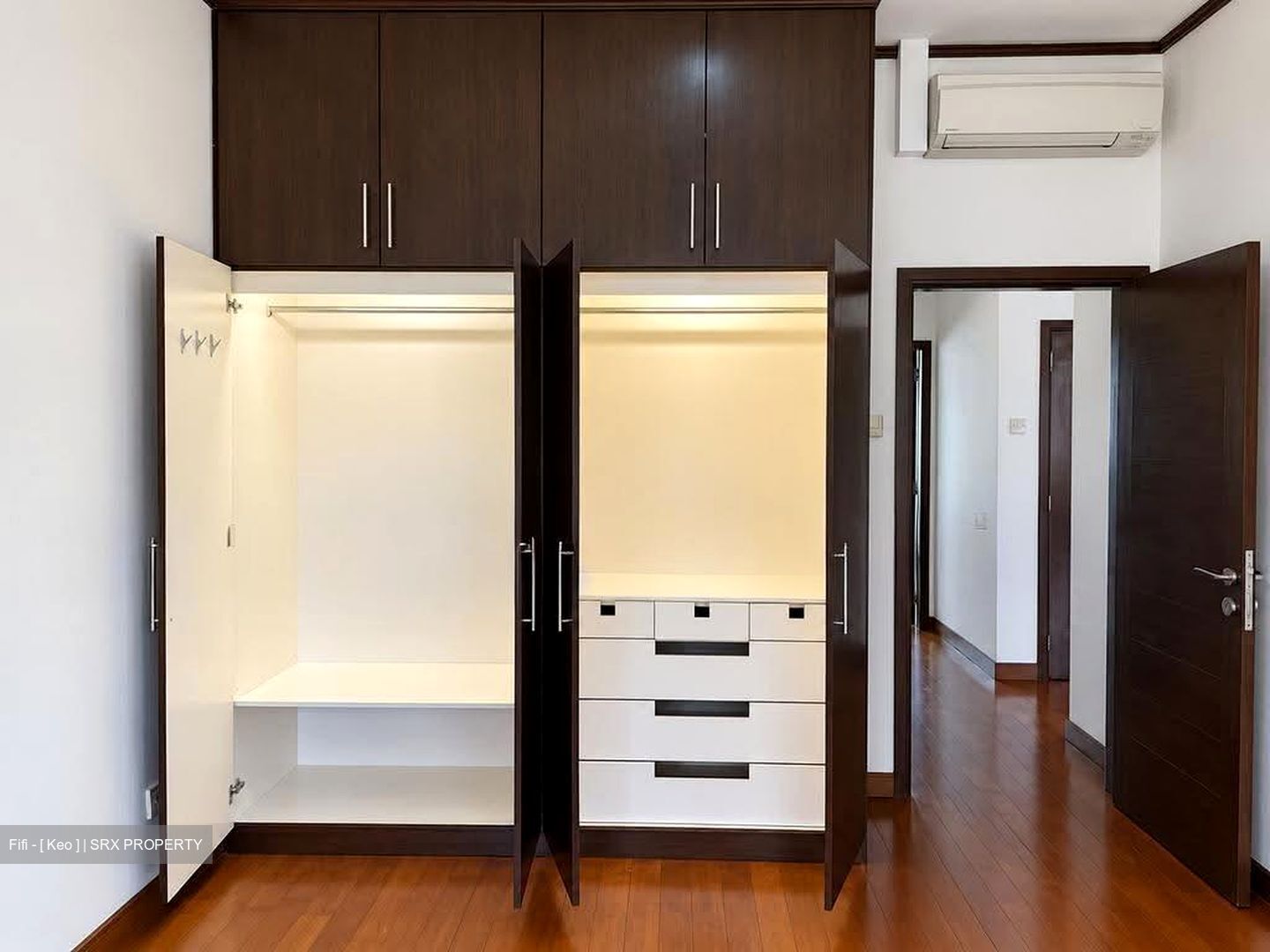 Espana (D11), Condominium #633802451